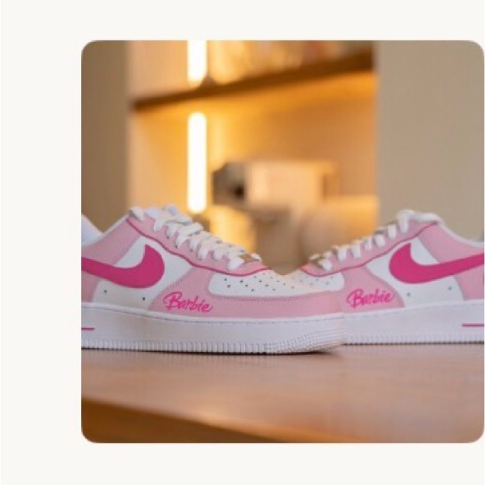 Women’s custom hand painted Pink and White Barbie Sneakers used - Picture 2 of 6